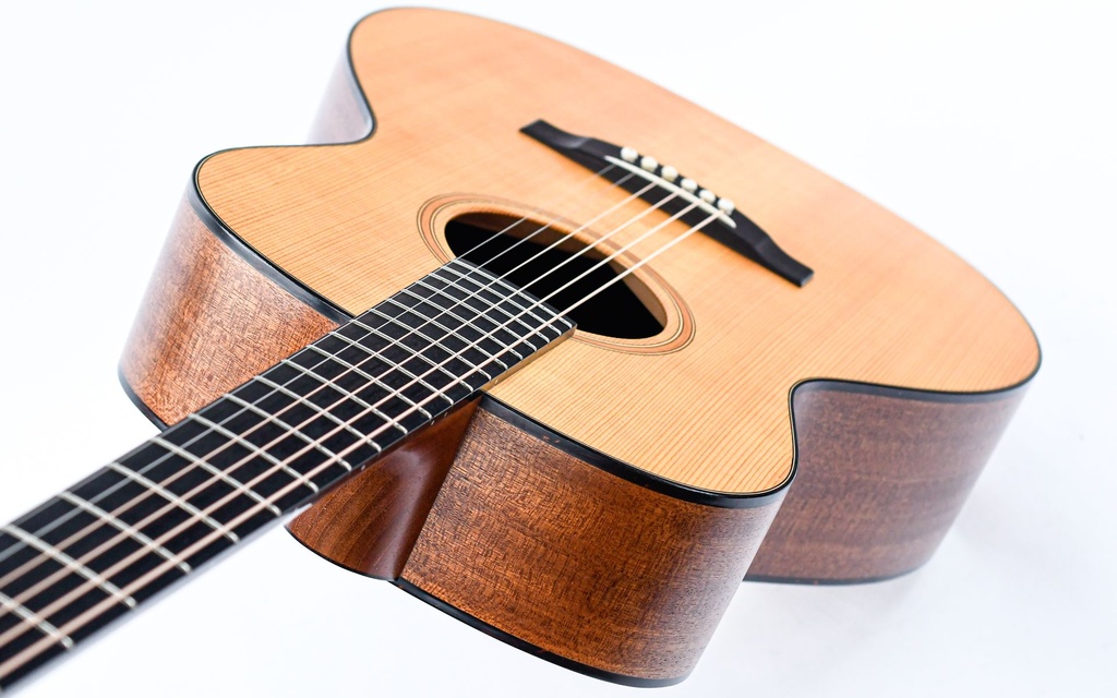 Lakewood M1 2001 | The Fellowship of Acoustics